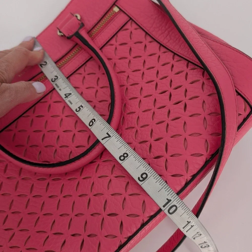 Kate Spade Perri Lane Romy Satchel‎ Medium Pink Leather Laser Cut Preppy Luxury